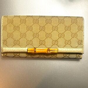 Gucci Bamboo Wallet